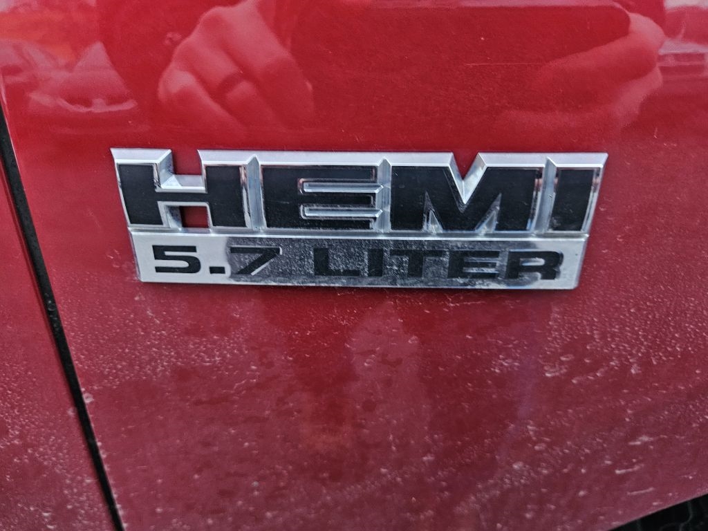 Dodge 1500 SLT Quad Cab 4WD 2011