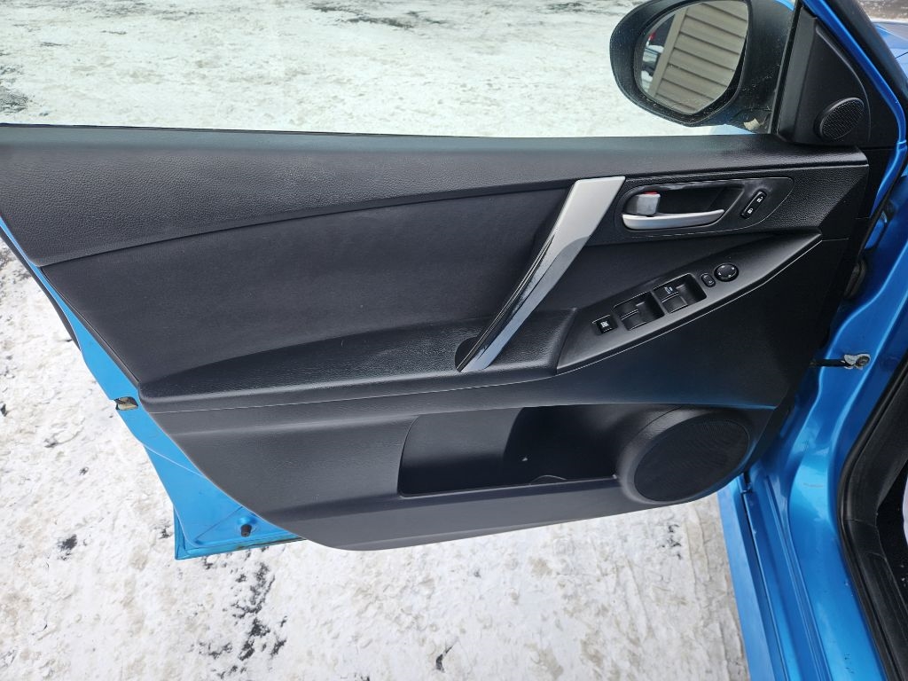 Mazda MAZDA3 s Sport 5-Door 2010