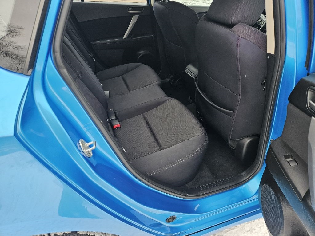 Mazda MAZDA3 s Sport 5-Door 2010