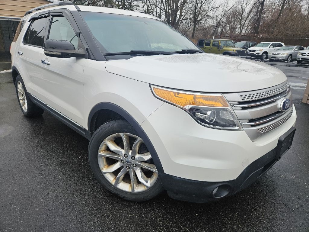 Ford Explorer XLT FWD 2011