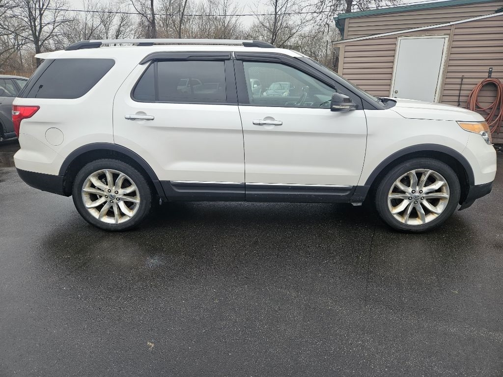 Ford Explorer XLT FWD 2011