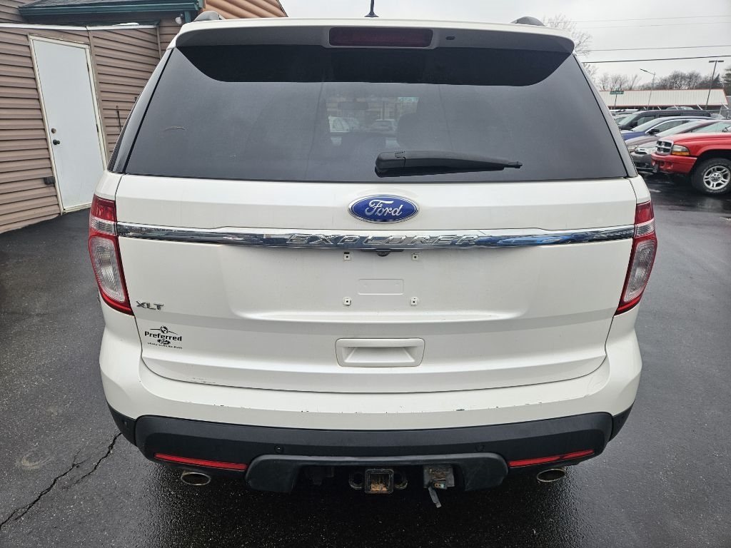 Ford Explorer XLT FWD 2011