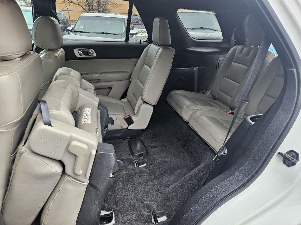 Ford Explorer XLT FWD 2011