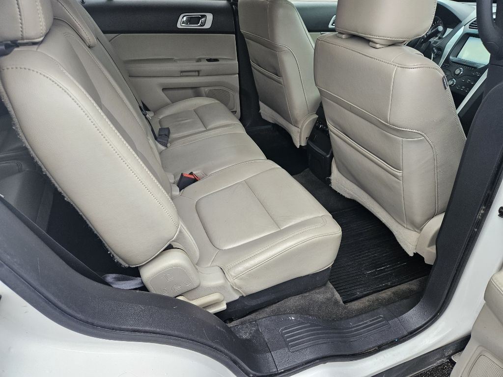 Ford Explorer XLT FWD 2011