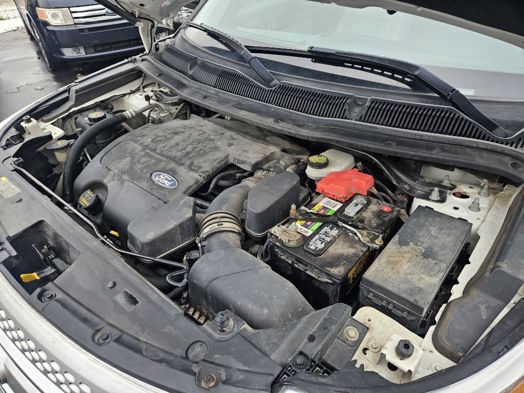 Ford Explorer XLT FWD 2011