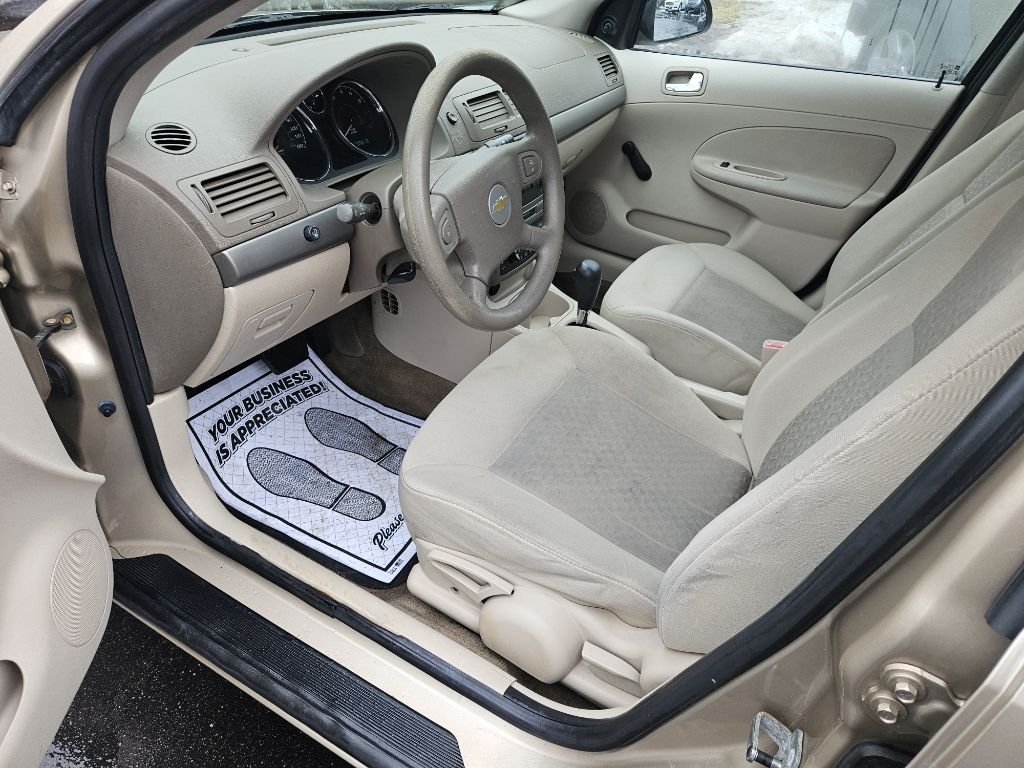 Chevrolet Cobalt LS Sedan 2006
