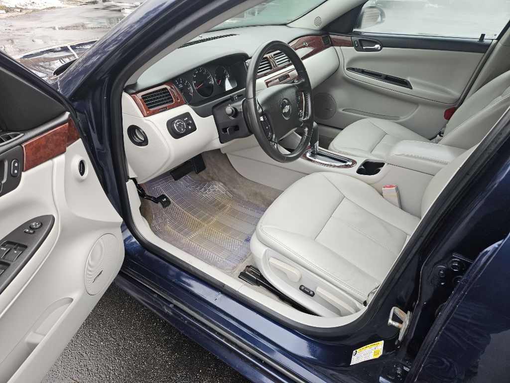 Chevrolet Impala LT 2009