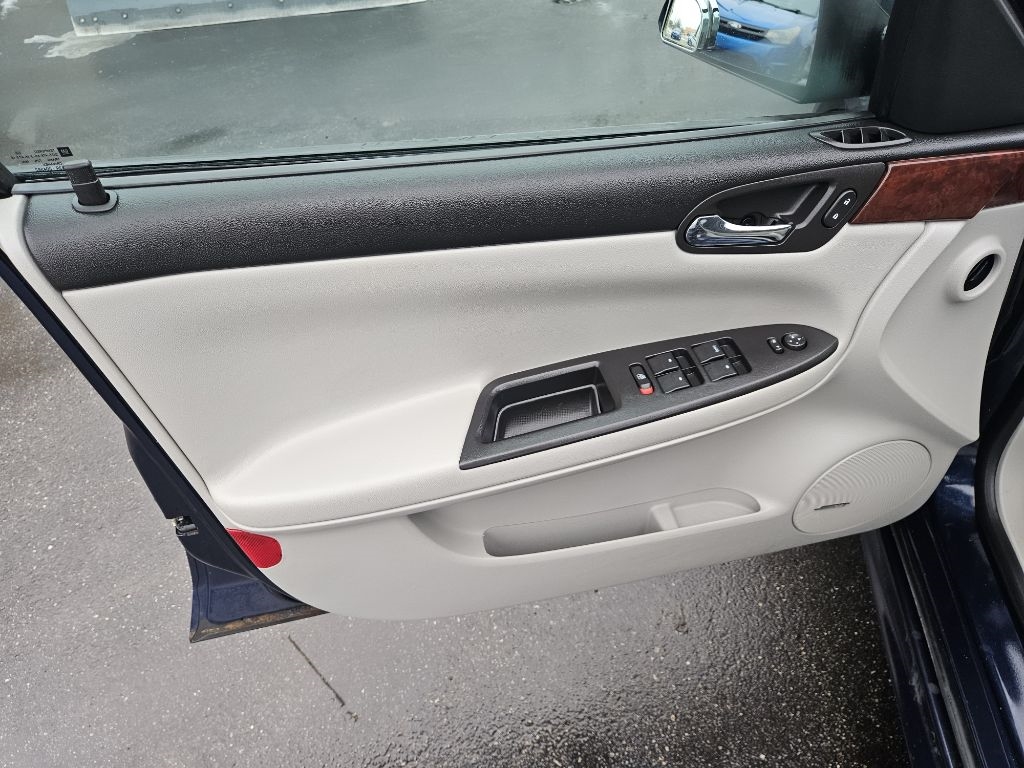 Chevrolet Impala LT 2009