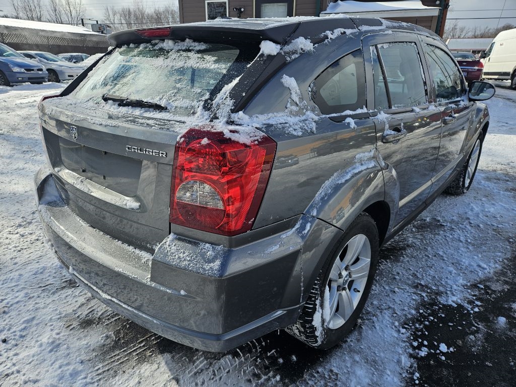 Dodge Caliber Mainstreet 2011