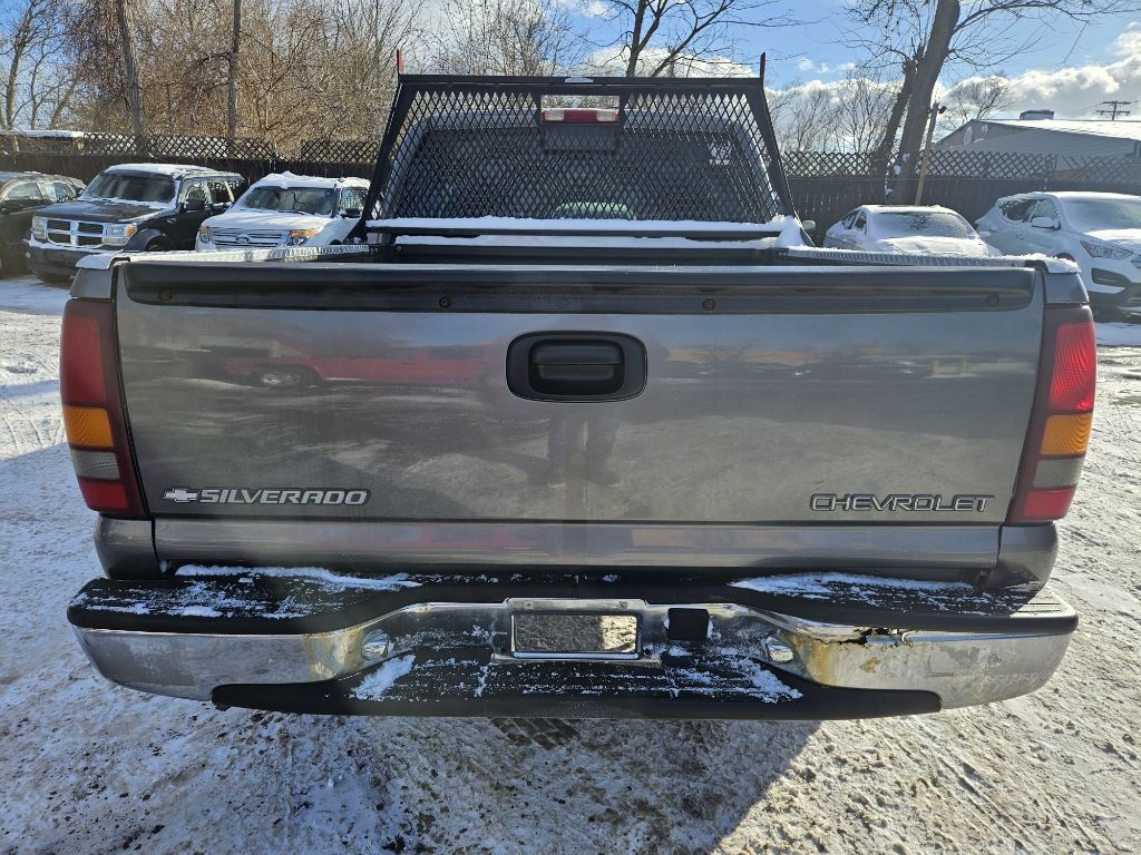 Chevrolet Silverado 1500 LS Ext. Cab 3-Door Long Bed 2WD 2000