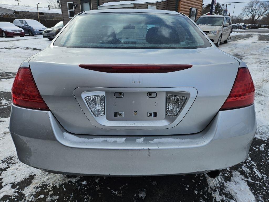 Honda Accord LX sedan AT 2006