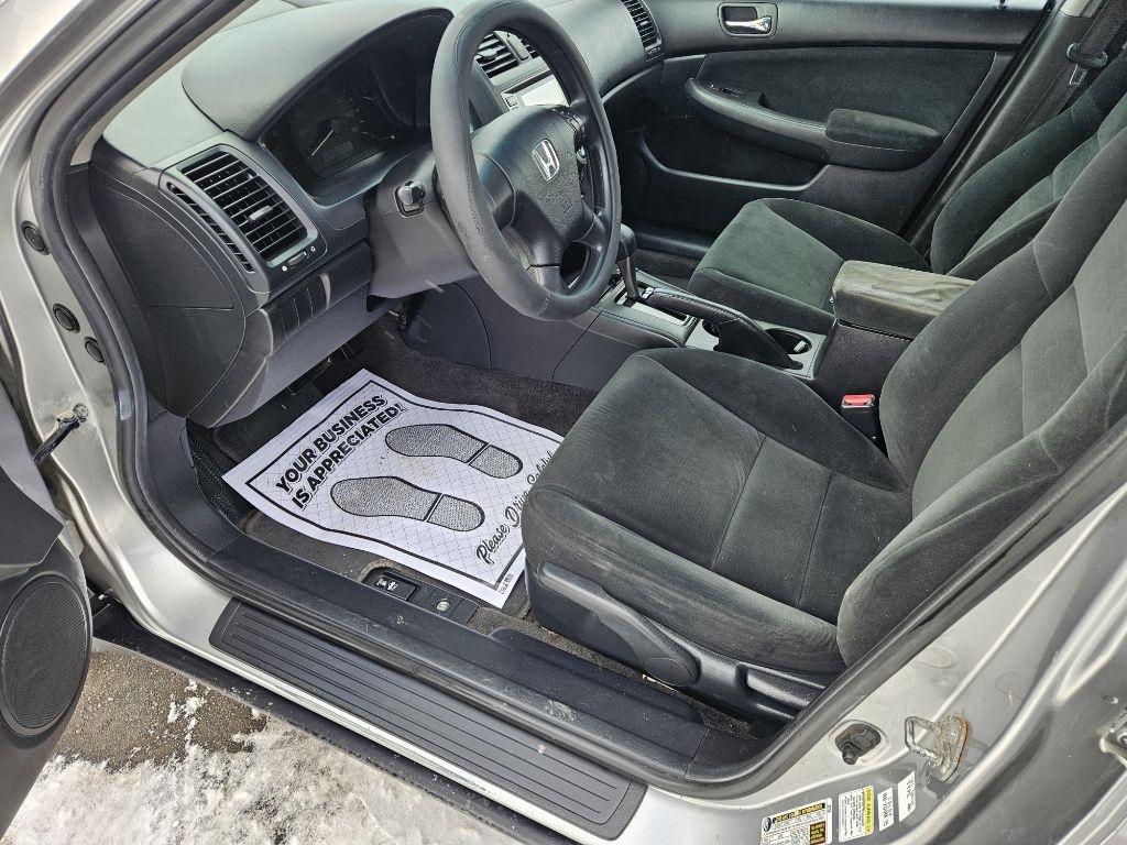 Honda Accord LX sedan AT 2006