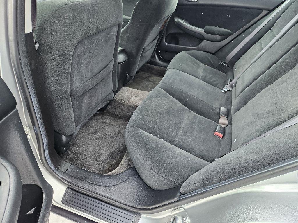 Honda Accord LX sedan AT 2006