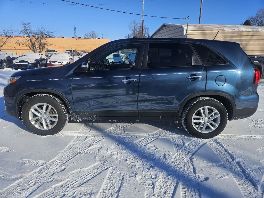 Kia Sorento LX 2WD 2014