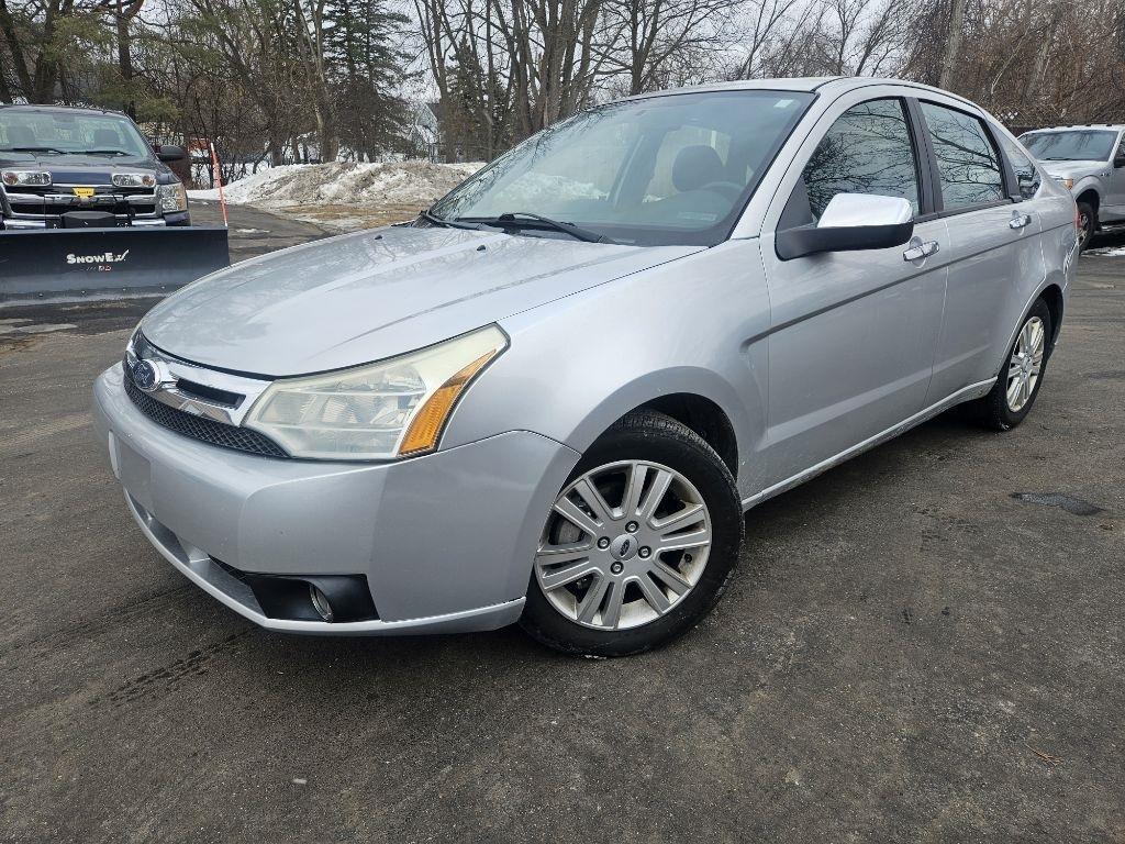 Ford Focus SEL Sedan 2011