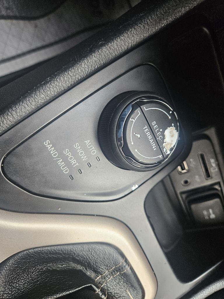 Jeep Cherokee Sport 4WD 2014