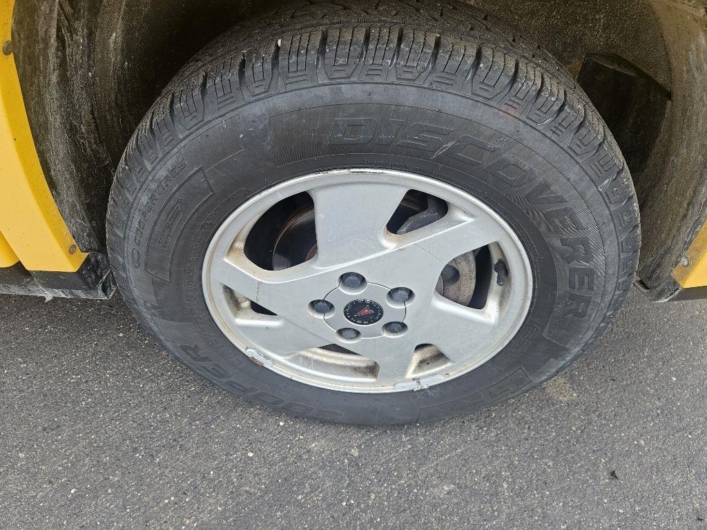 Pontiac Aztek FWD 2002