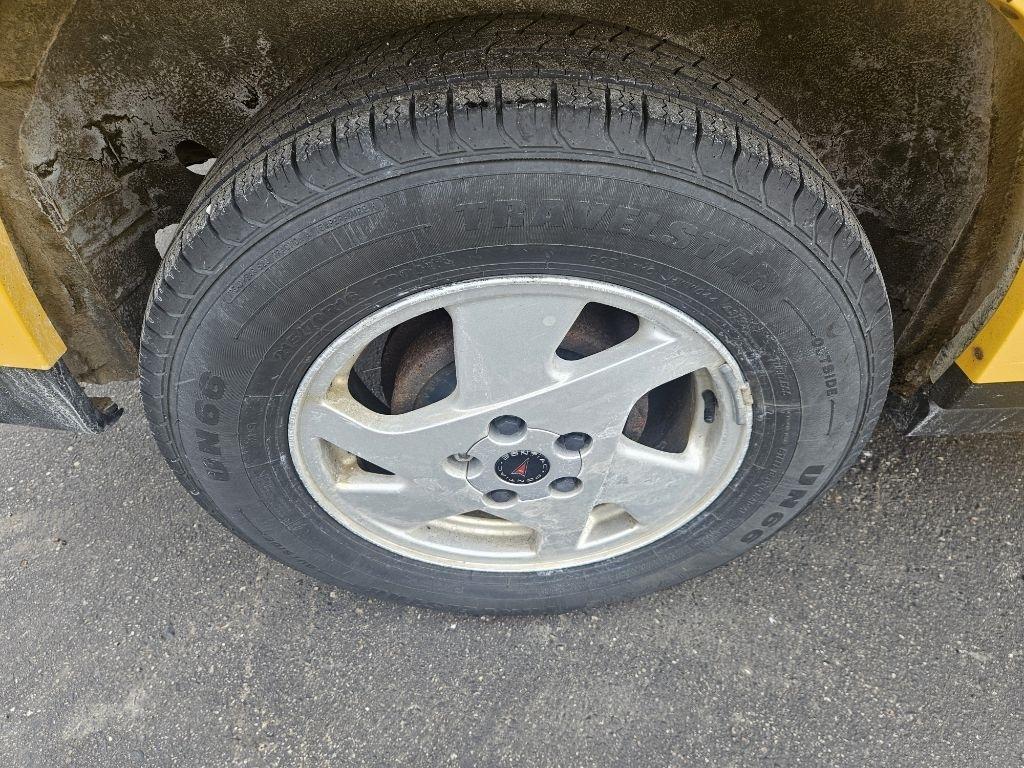 Pontiac Aztek FWD 2002