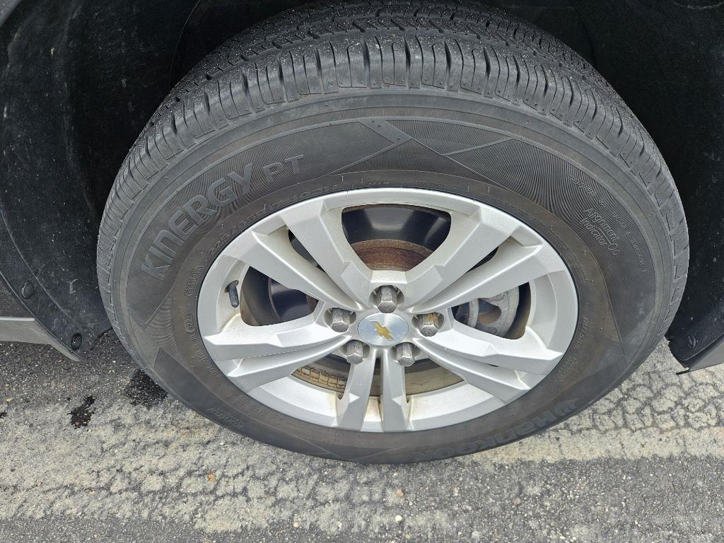 Chevrolet Equinox 1LT 2WD 2012