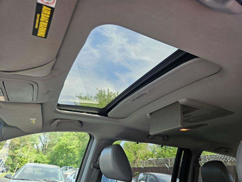 Honda Odyssey EX-L w/ DVD 2010