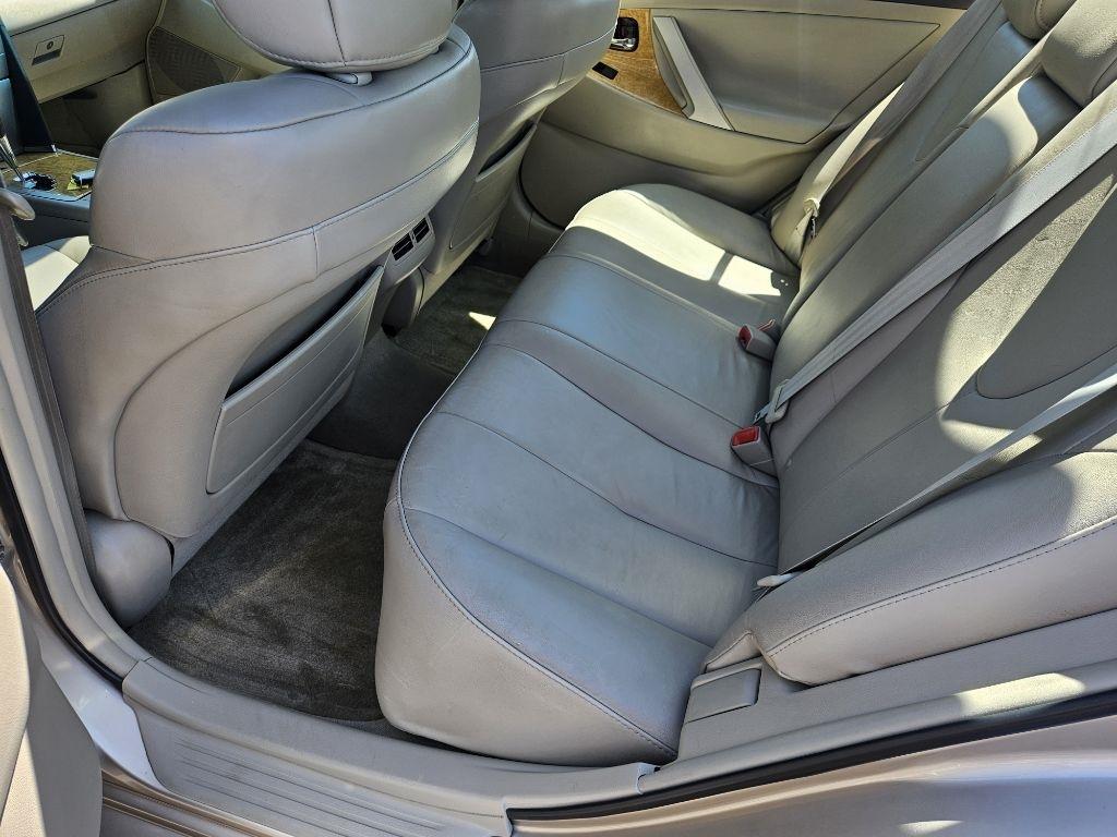 Toyota Camry LE V6 2007
