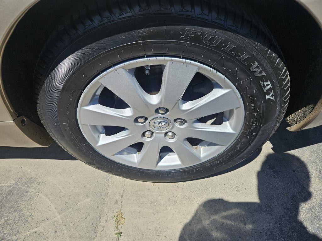 Toyota Camry LE V6 2007