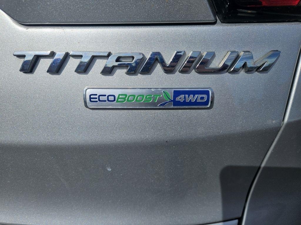 Ford Escape Titanium 4WD 2017
