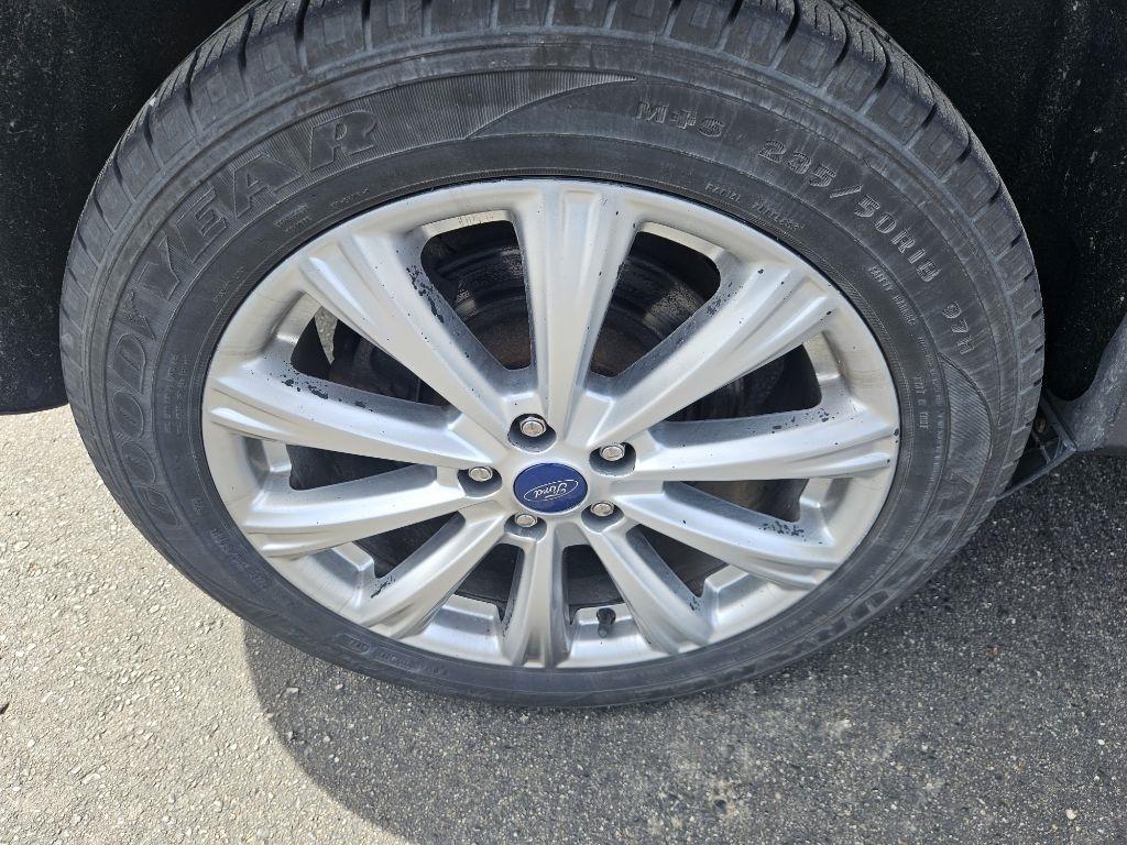 Ford Escape Titanium 4WD 2017