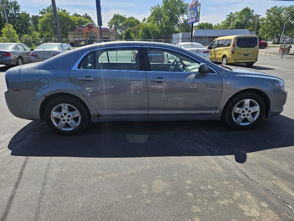 Chevrolet Malibu LS 2008