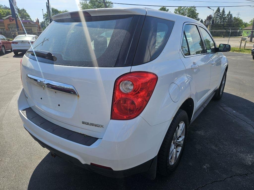 Chevrolet Equinox LS 2WD 2012
