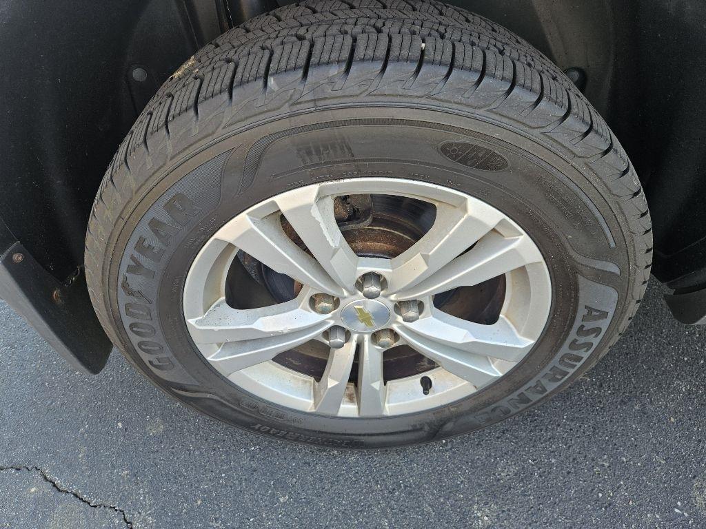 Chevrolet Equinox LS 2WD 2012