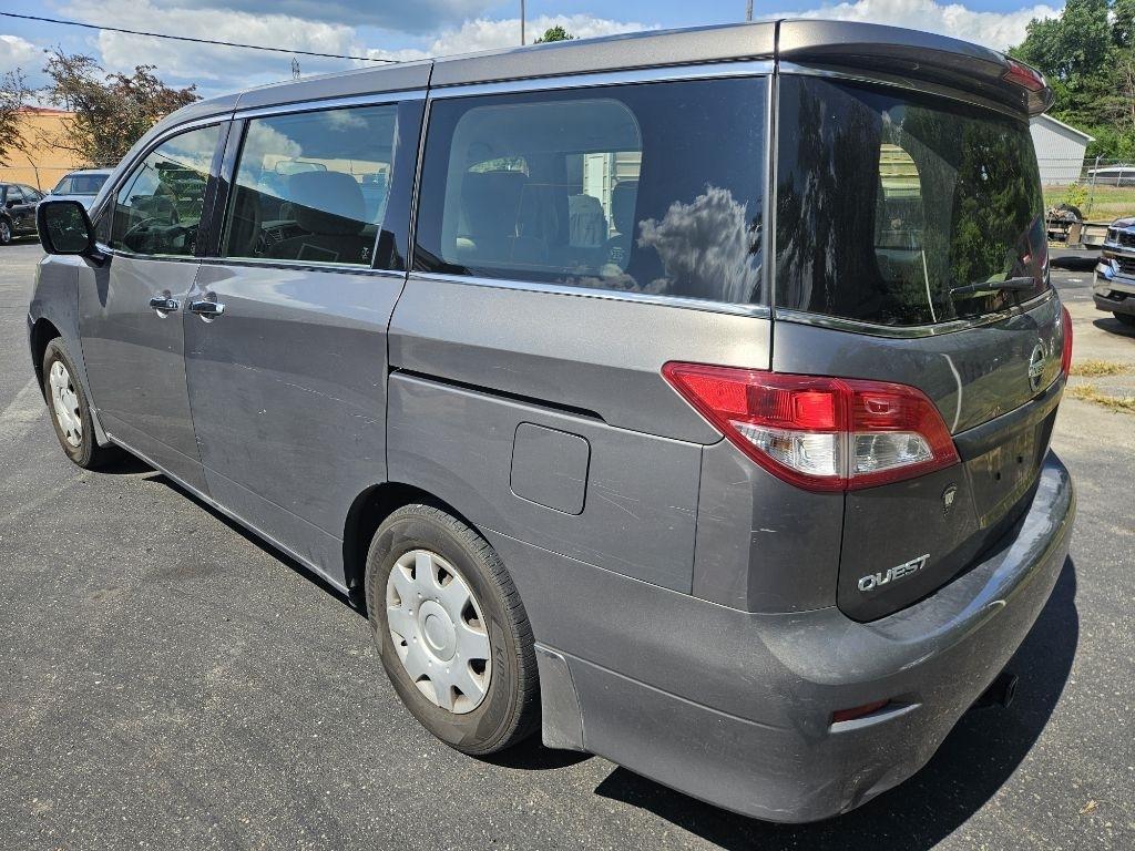 Nissan Quest S 2015