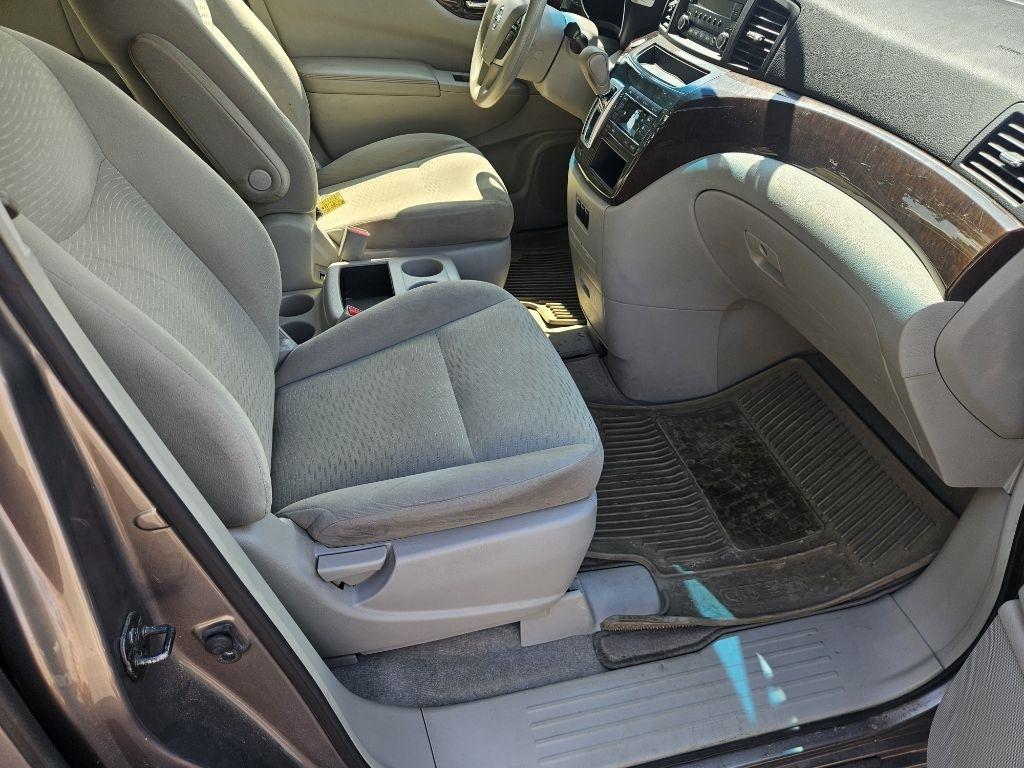 Nissan Quest S 2015