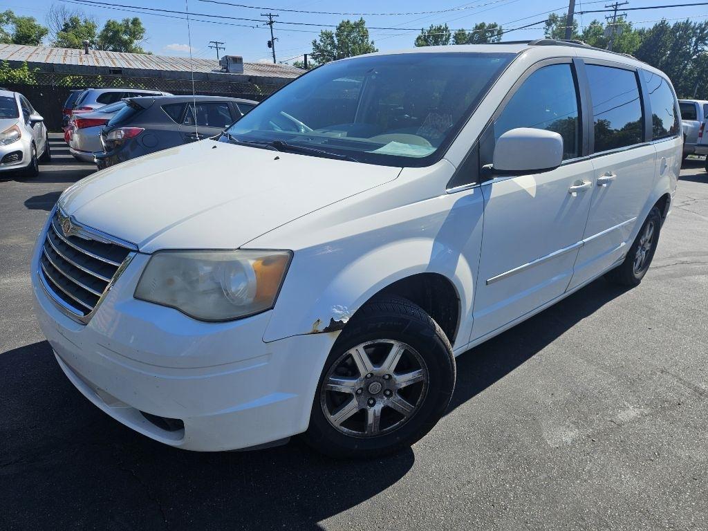 2009 Chrysler Town & Country Touring