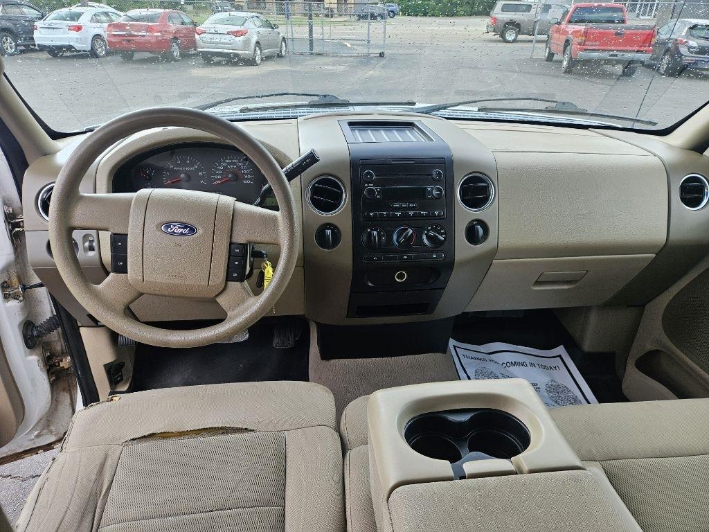 Ford F-150 XLT 4WD 2005