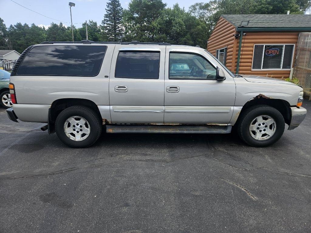 Chevrolet Suburban 1500 4WD 2005