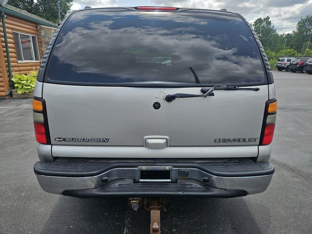 Chevrolet Suburban 1500 4WD 2005