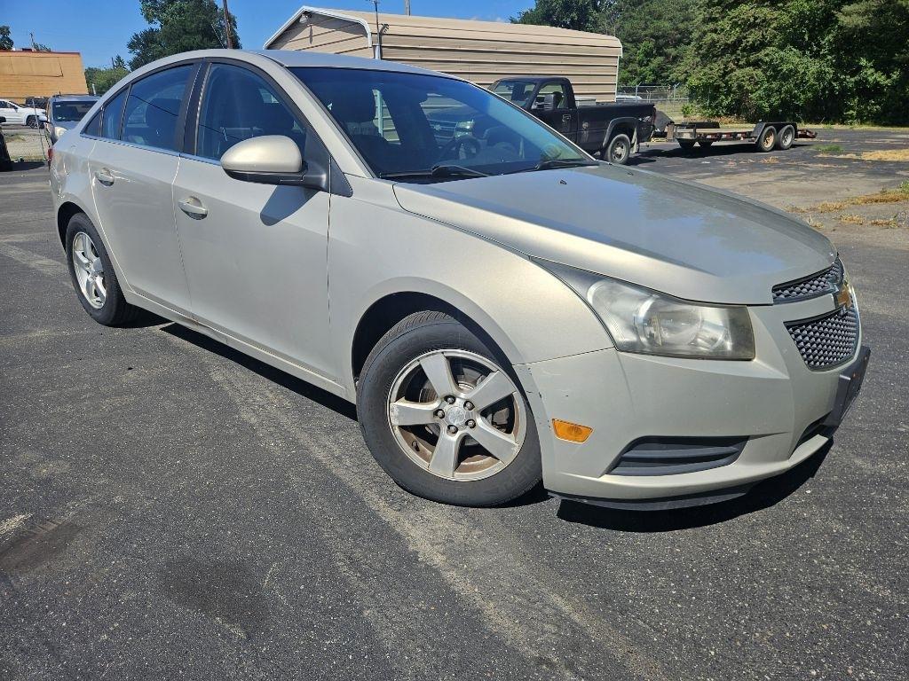 Chevrolet Cruze 1LT 2012