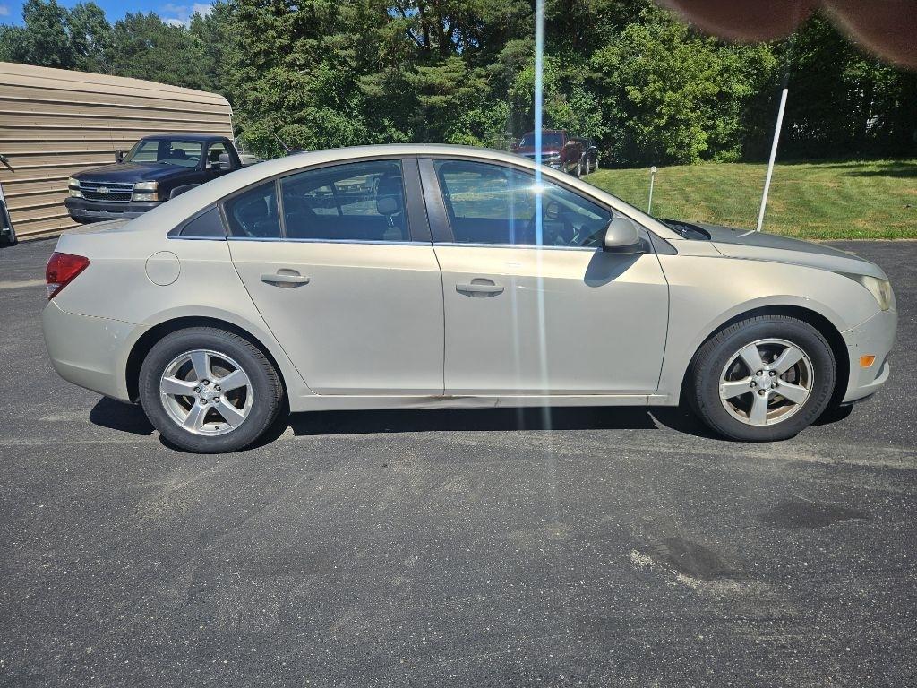 Chevrolet Cruze 1LT 2012