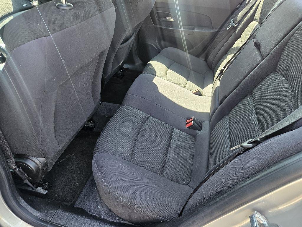 Chevrolet Cruze 1LT 2012