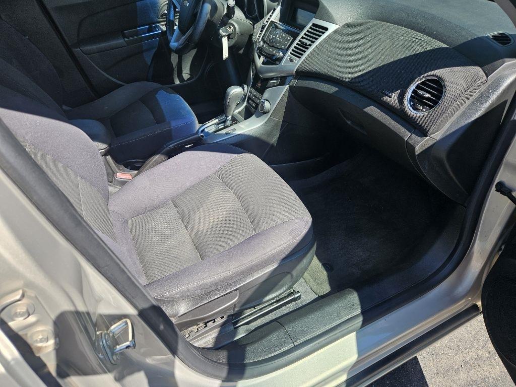 Chevrolet Cruze 1LT 2012
