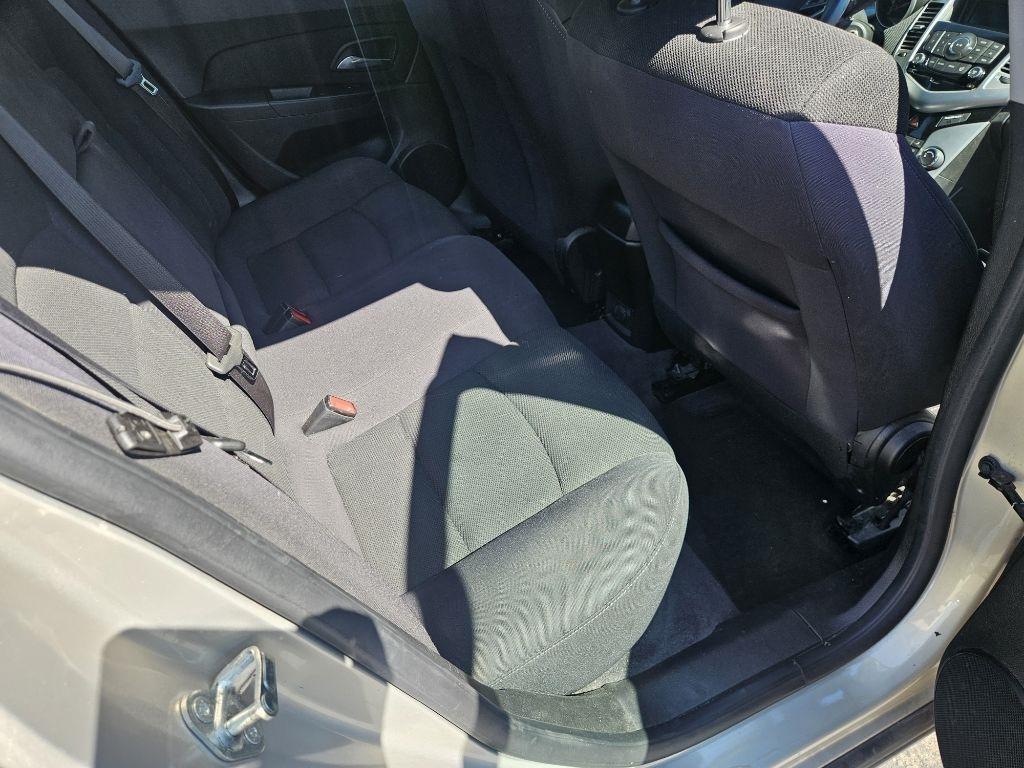 Chevrolet Cruze 1LT 2012