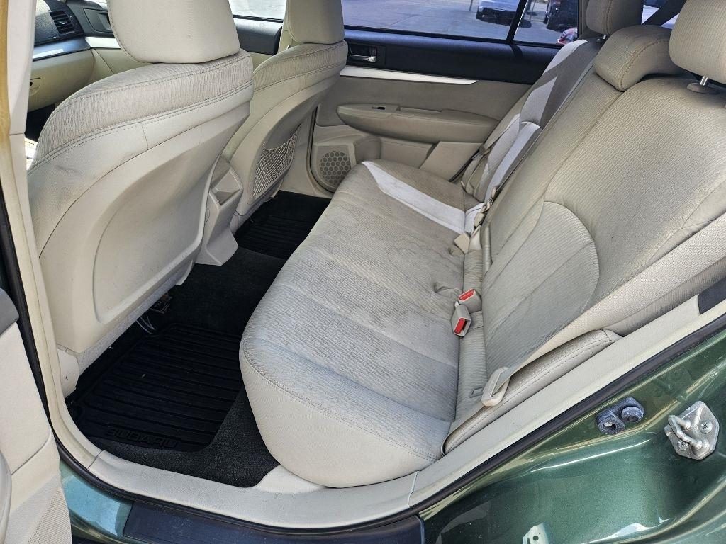 Subaru Outback 2.5i 2012