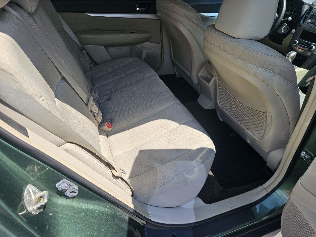 Subaru Outback 2.5i 2012