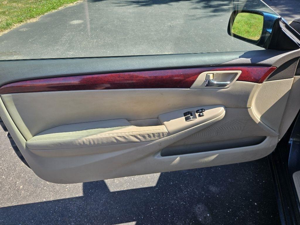 Toyota Camry Solara SLE 2004