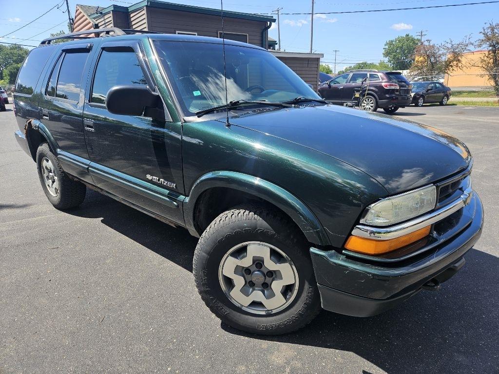 Chevrolet Blazer 4-Door 4WD LS 2002