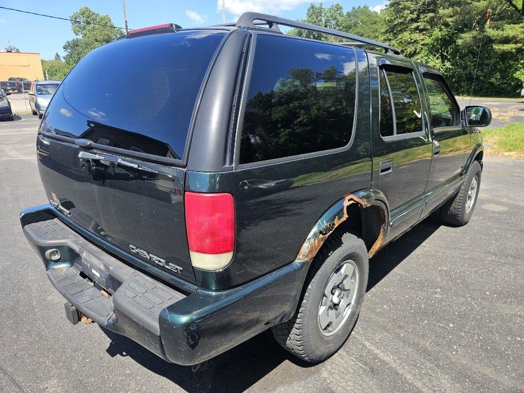 Chevrolet Blazer 4-Door 4WD LS 2002