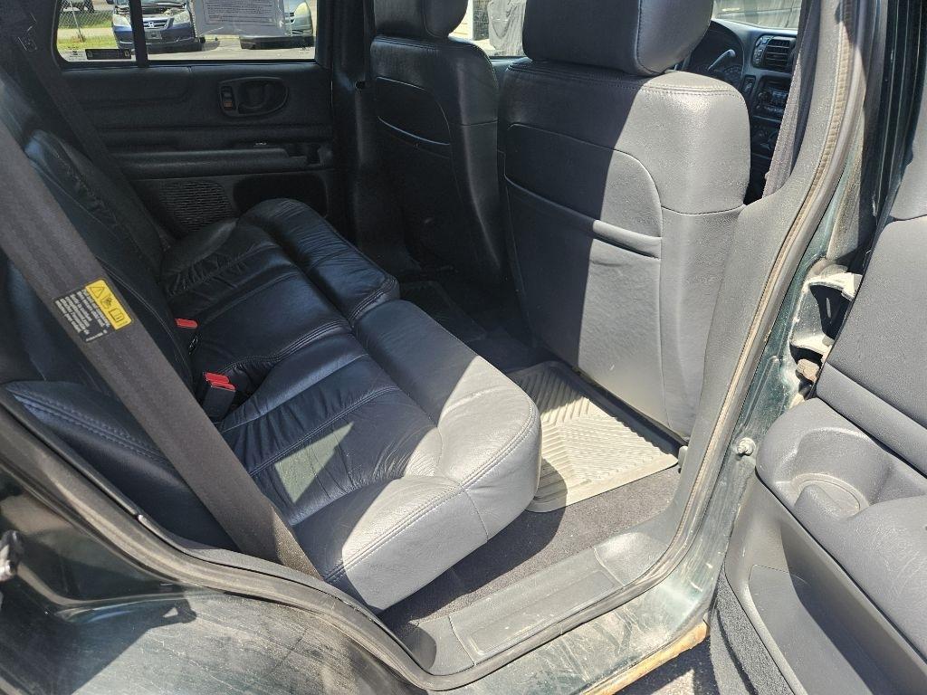 Chevrolet Blazer 4-Door 4WD LS 2002