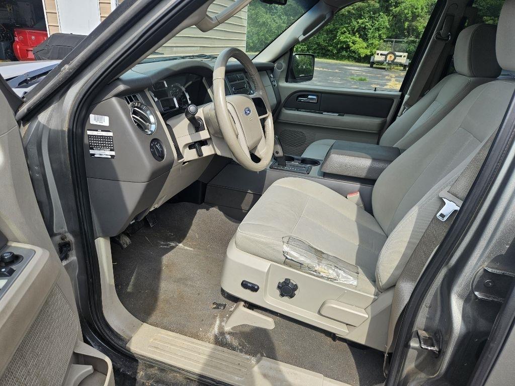 Ford Expedition XLT 4WD 2008