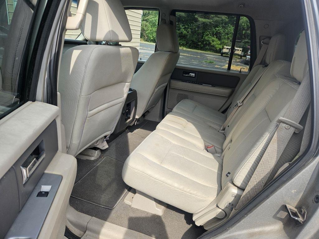 Ford Expedition XLT 4WD 2008